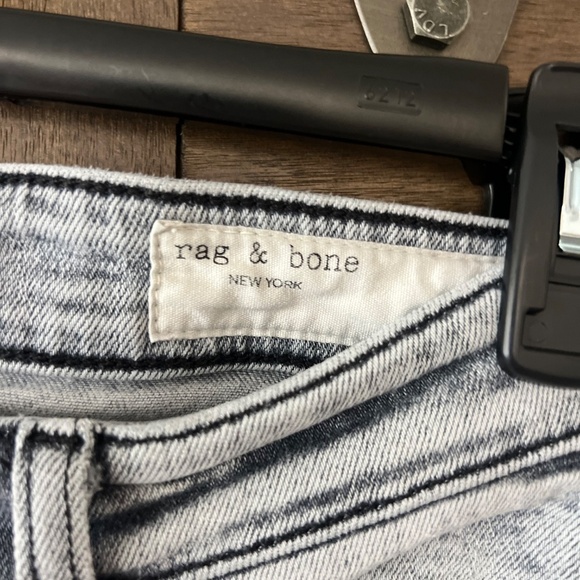 Rag & Bone Nina High Rise Ankle Flare Jeans in Marble White Size 26 - Picture 9 of 13